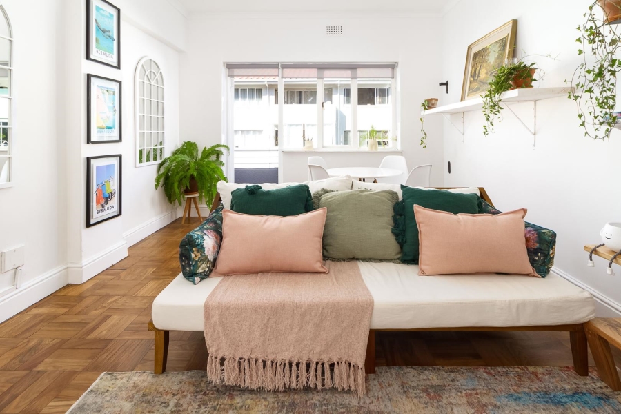 1 Bedroom Property for Sale in Sea Point Western Cape